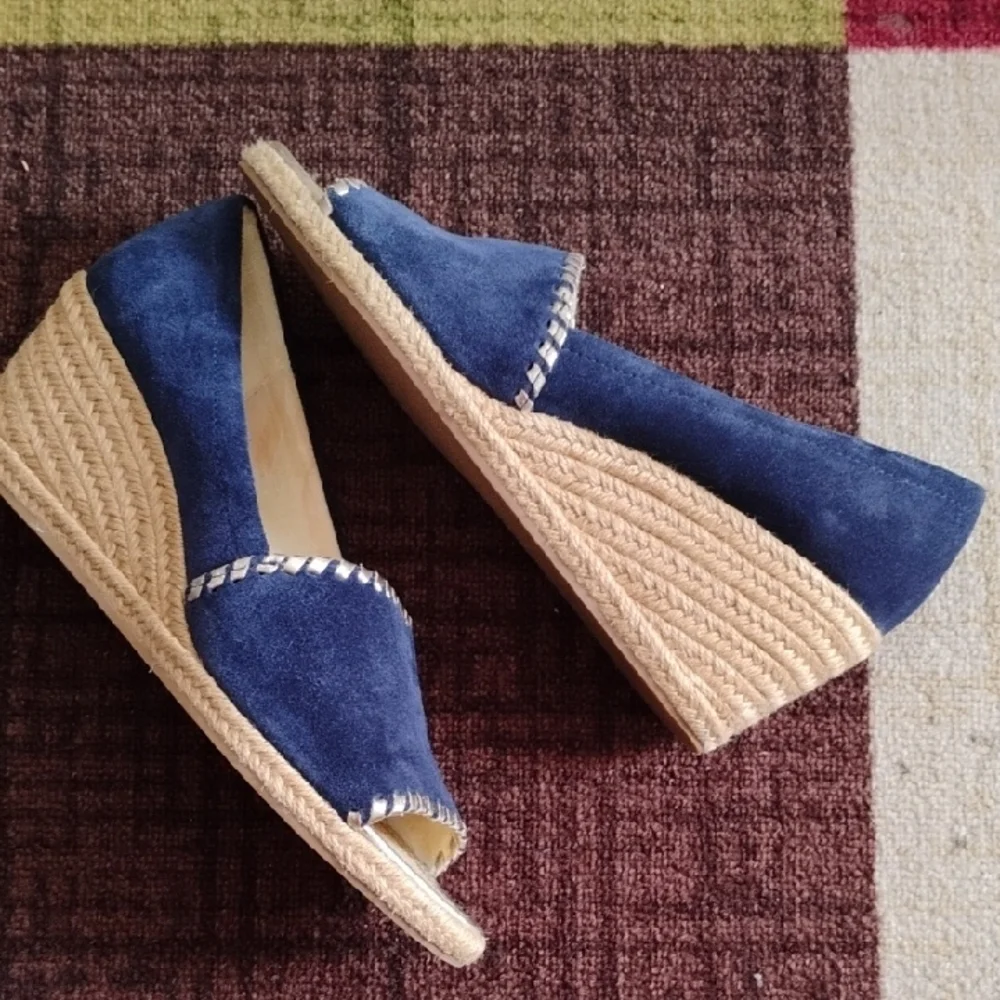 Jack Rodgers Elegant Blue Suede Wedge Sandals, Size 9M